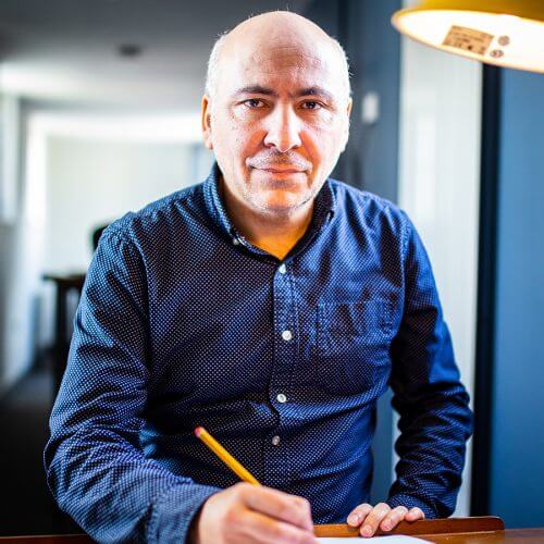 Antonio Ortega Headshot